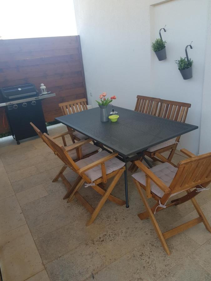 Guest House Flora Pazin Luaran gambar