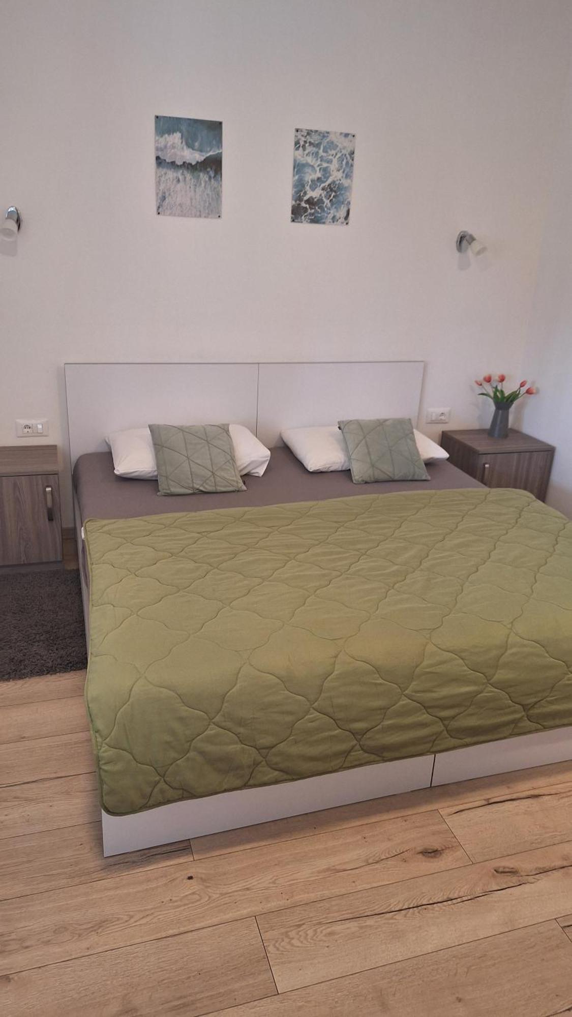 Guest House Flora Pazin Luaran gambar