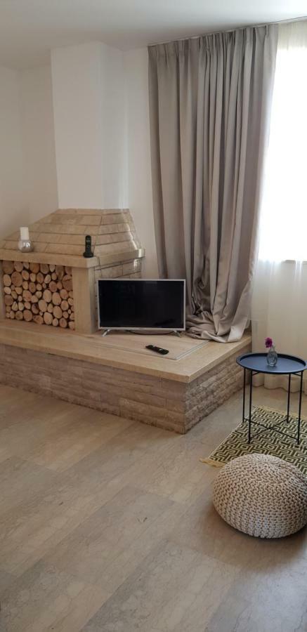 Guest House Flora Pazin Luaran gambar